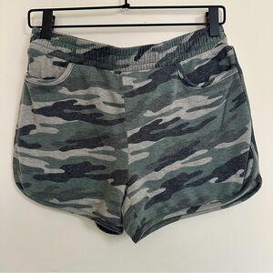 Coin 1804 Camo Print Shorts